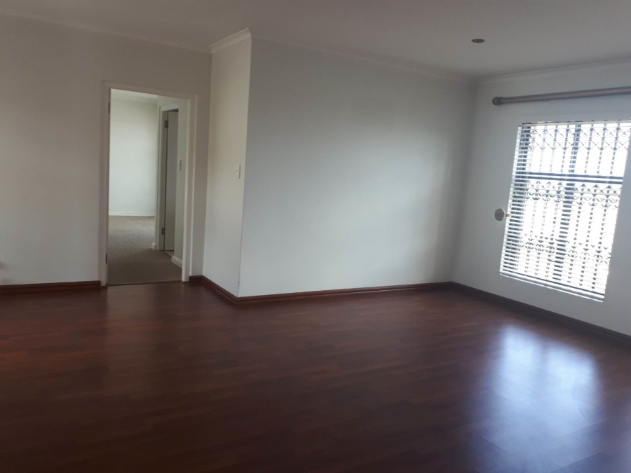 To Let 3 Bedroom Property for Rent in Plattekloof Western Cape